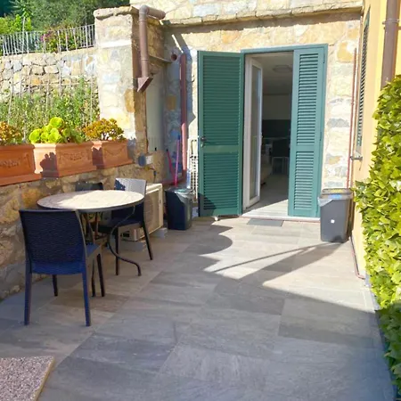 Estate Appartamento *